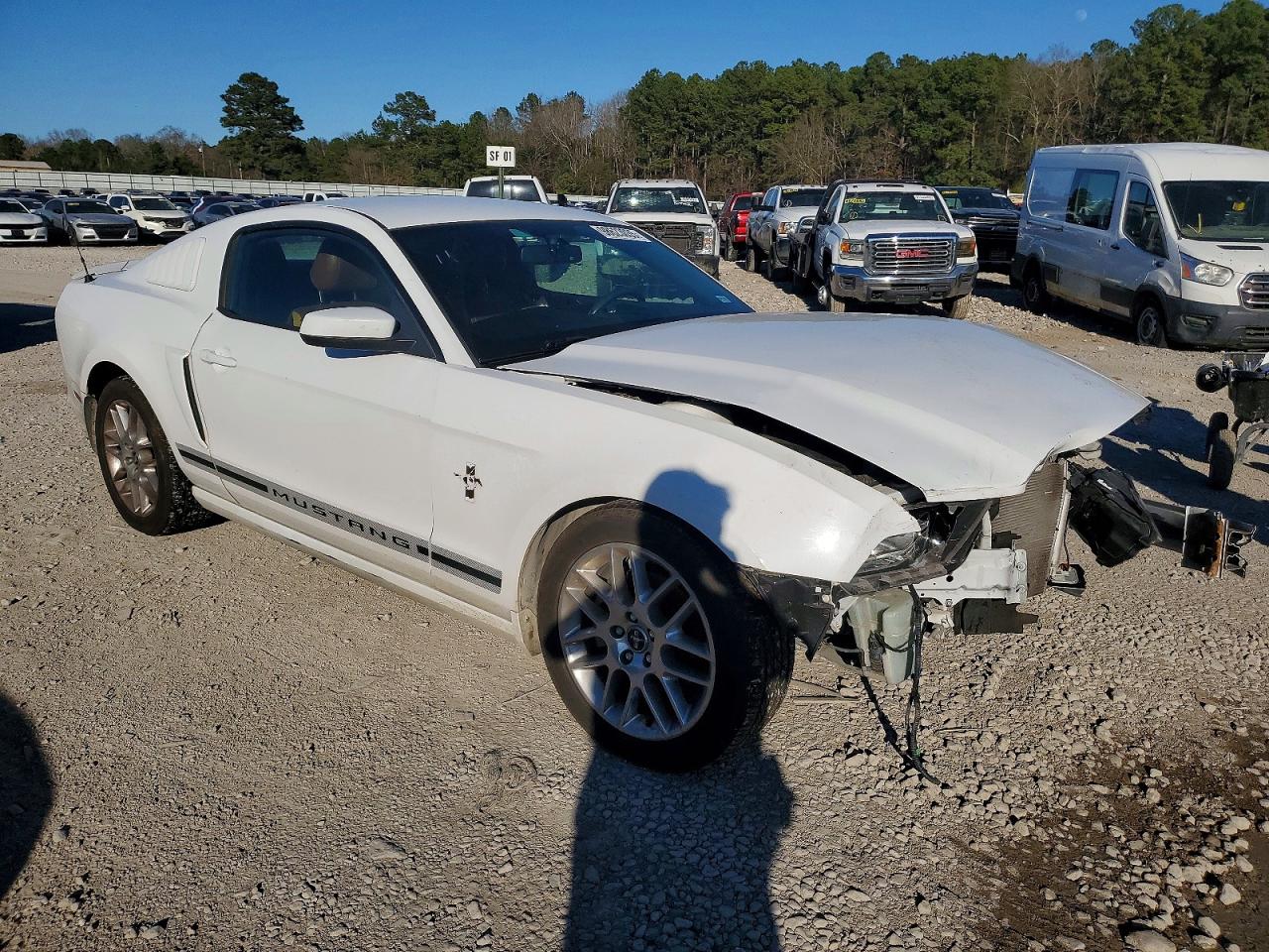 2014 FORD MUSTANG photo 4