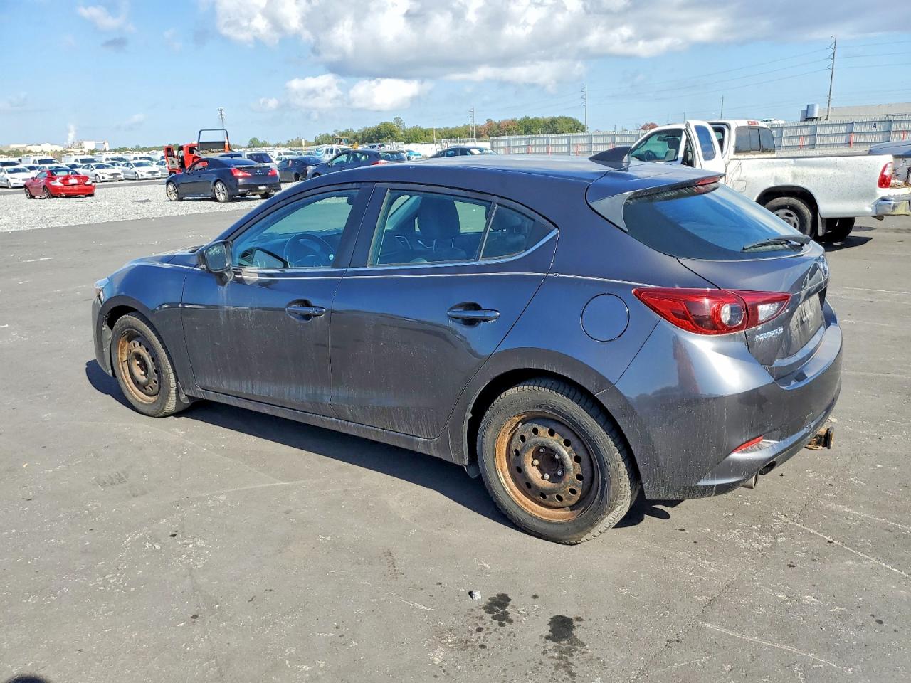 2018 MAZDA 3 GRAND TOURING photo 2