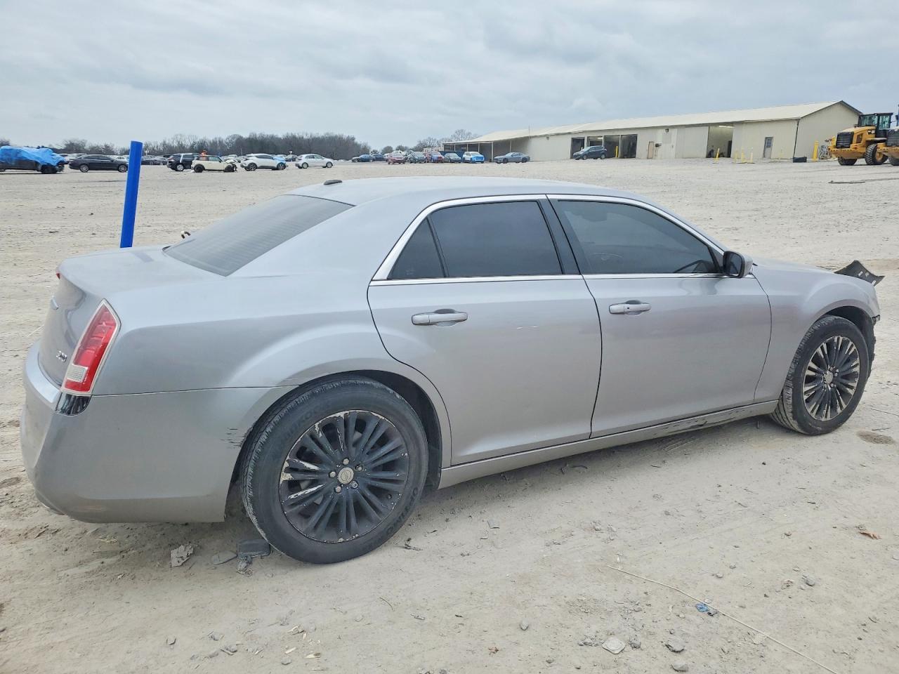 2014 CHRYSLER 300 photo 3