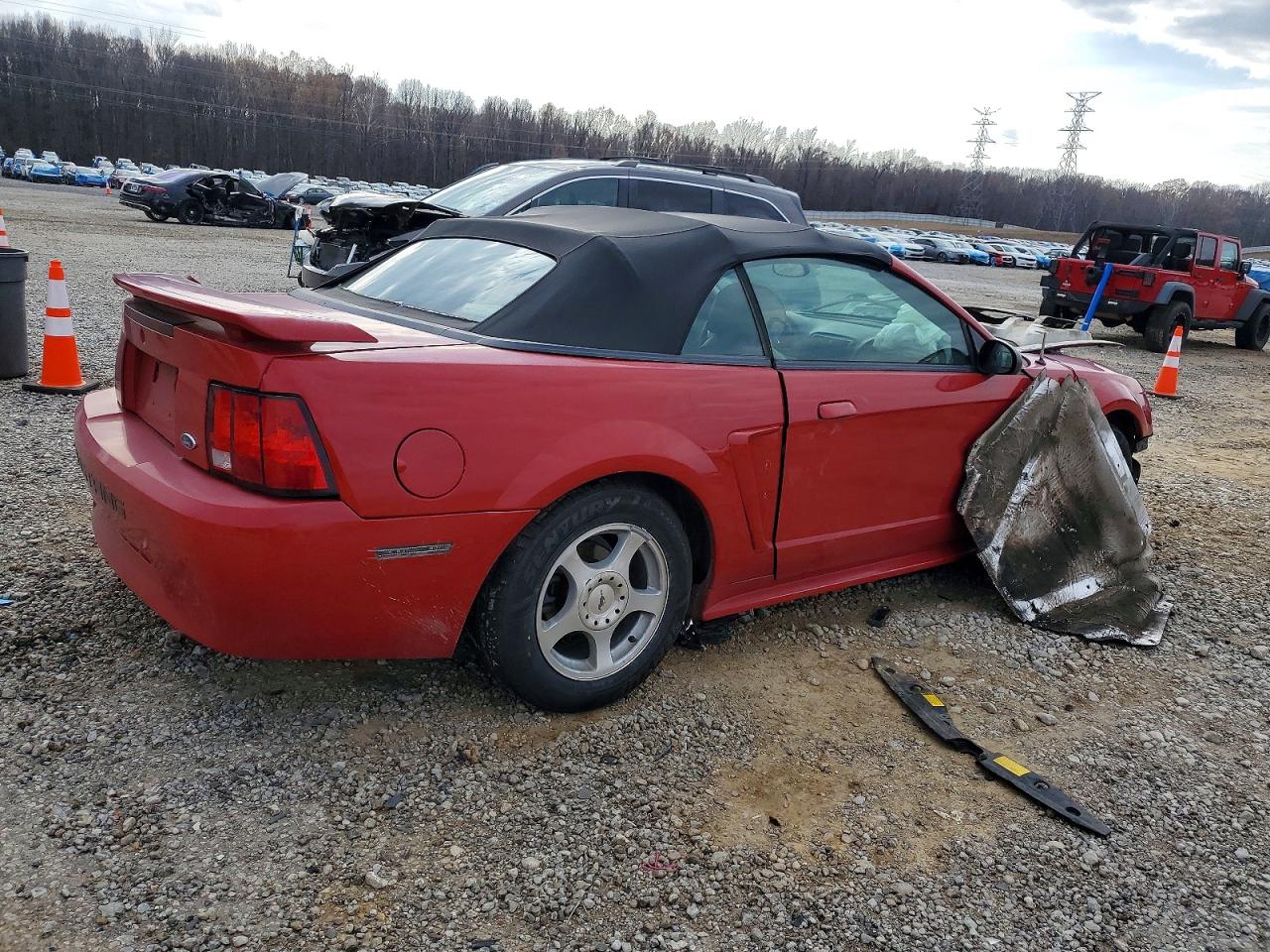 2004 FORD MUSTANG photo 3