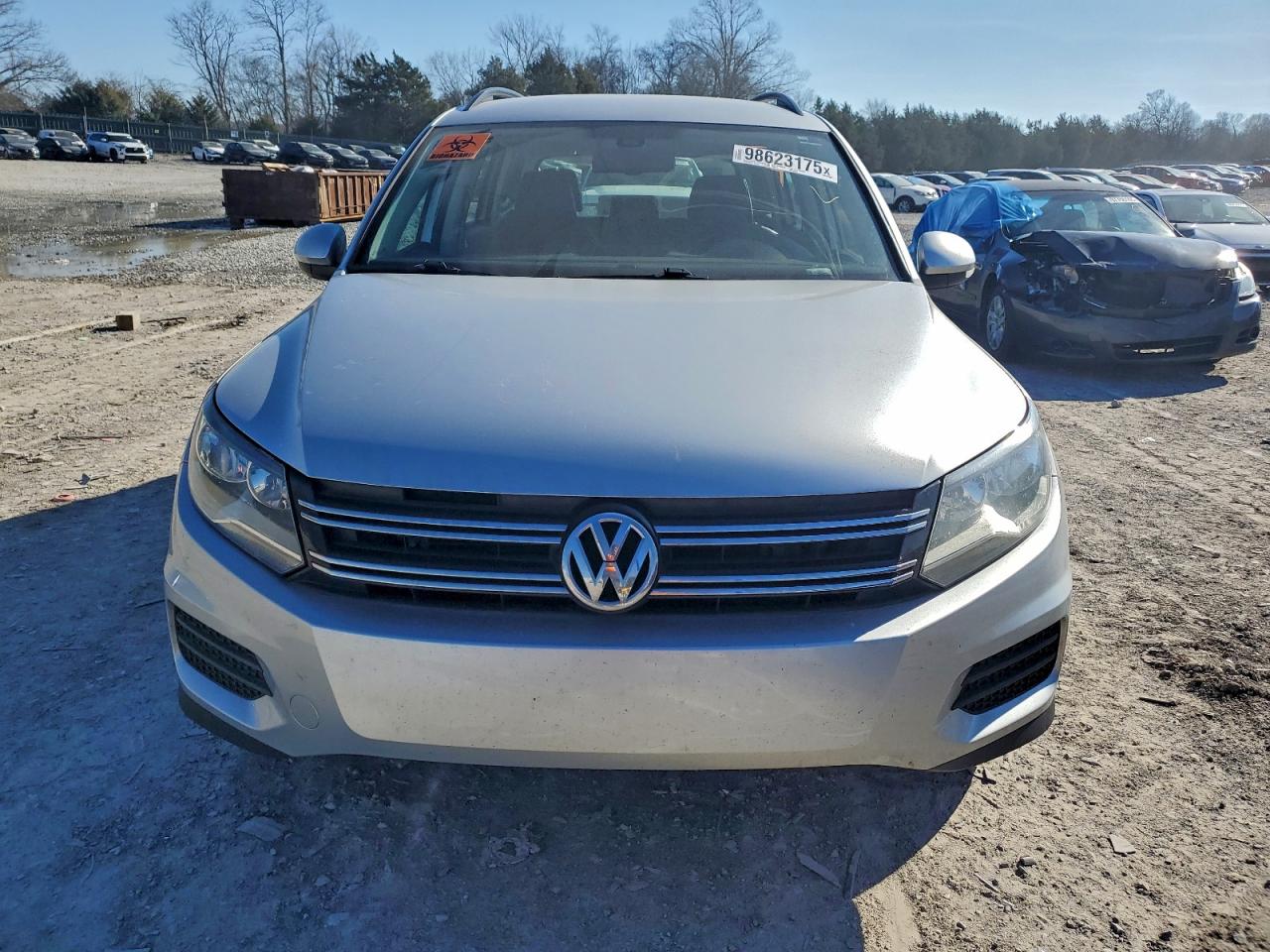 2016 VOLKSWAGEN TIGUAN S photo 5