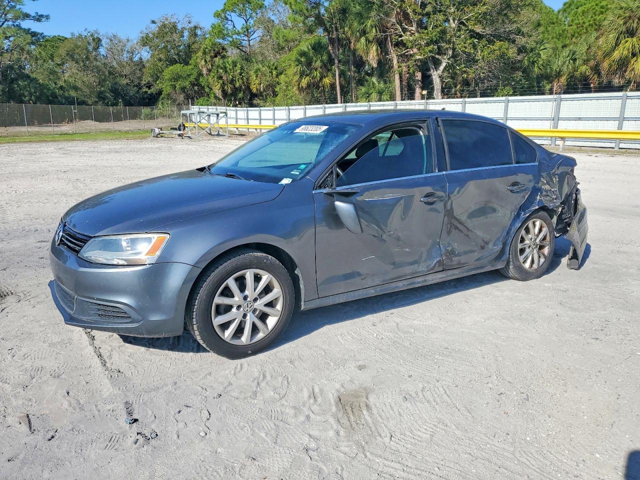 2014 VOLKSWAGEN JETTA