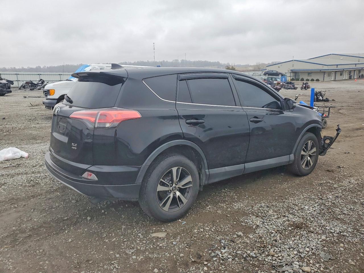 2018 TOYOTA RAV4 ADVENTURE photo 3