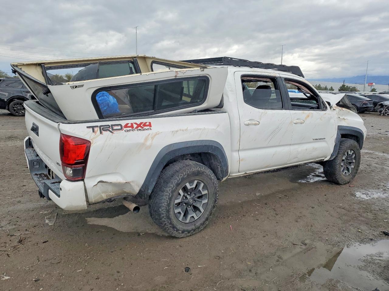 2019 TOYOTA TACOMA DOUBLE CAB photo 3