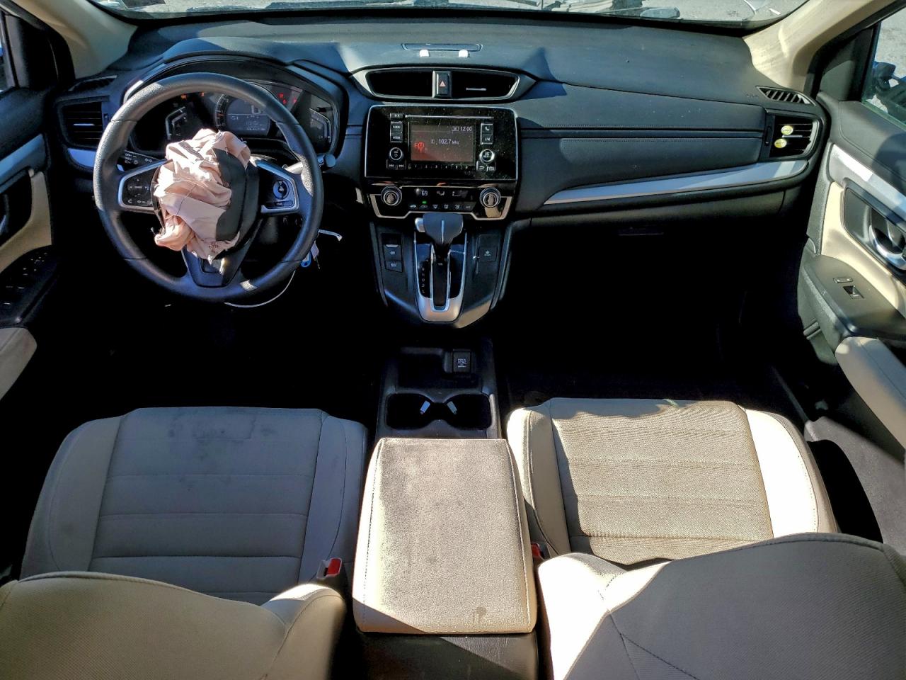 2017 HONDA CR-V LX photo 8
