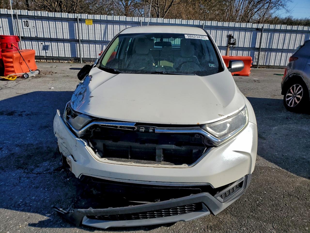 2017 HONDA CR-V LX photo 5