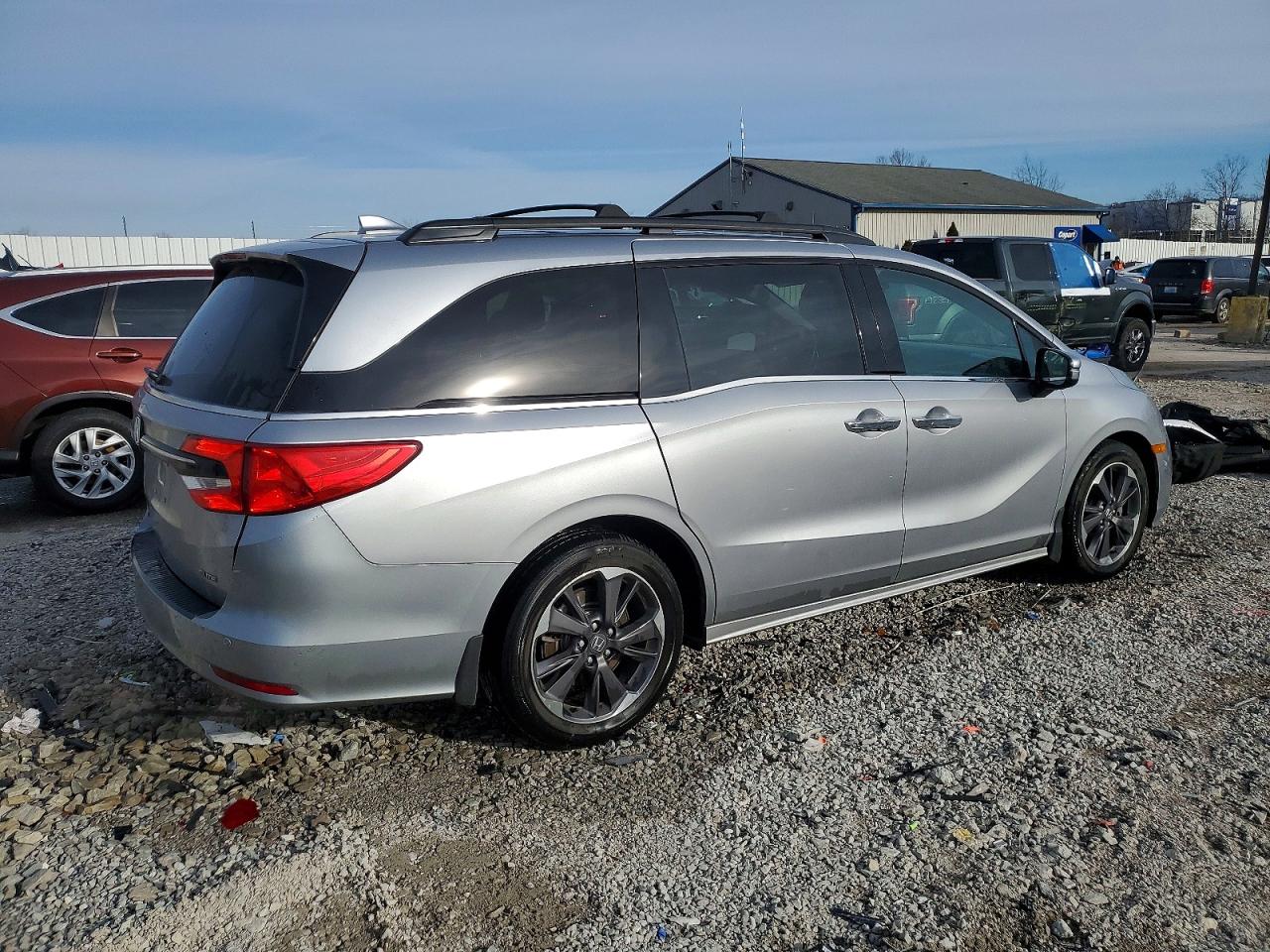 2023 HONDA ODYSSEY ELITE photo 3
