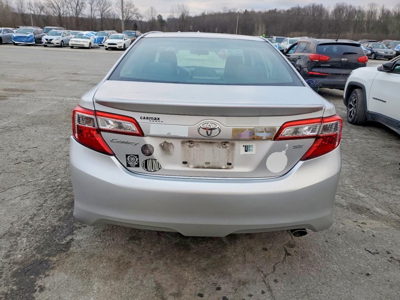 2013 TOYOTA CAMRY L photo 6