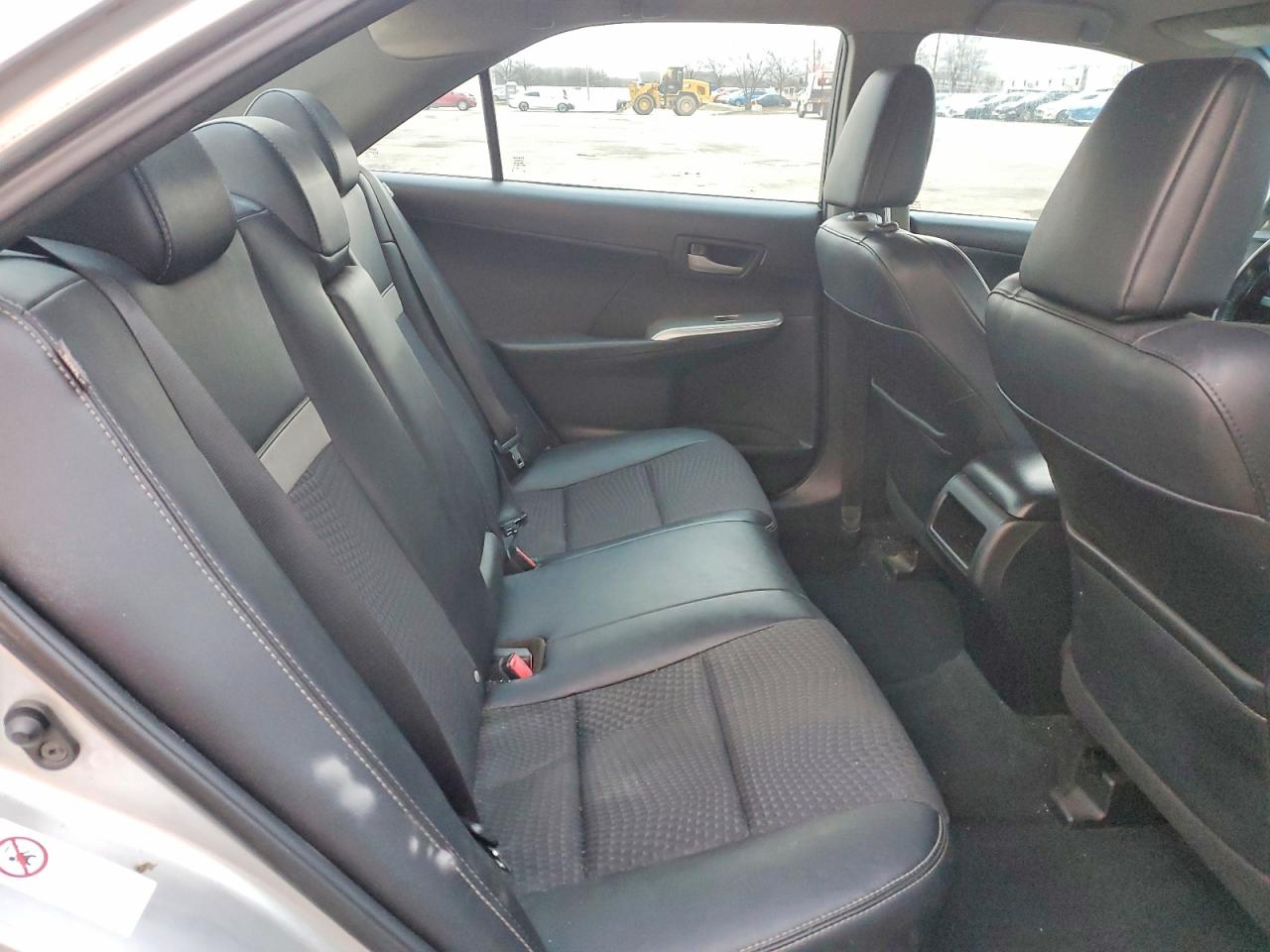 2013 TOYOTA CAMRY L photo 10