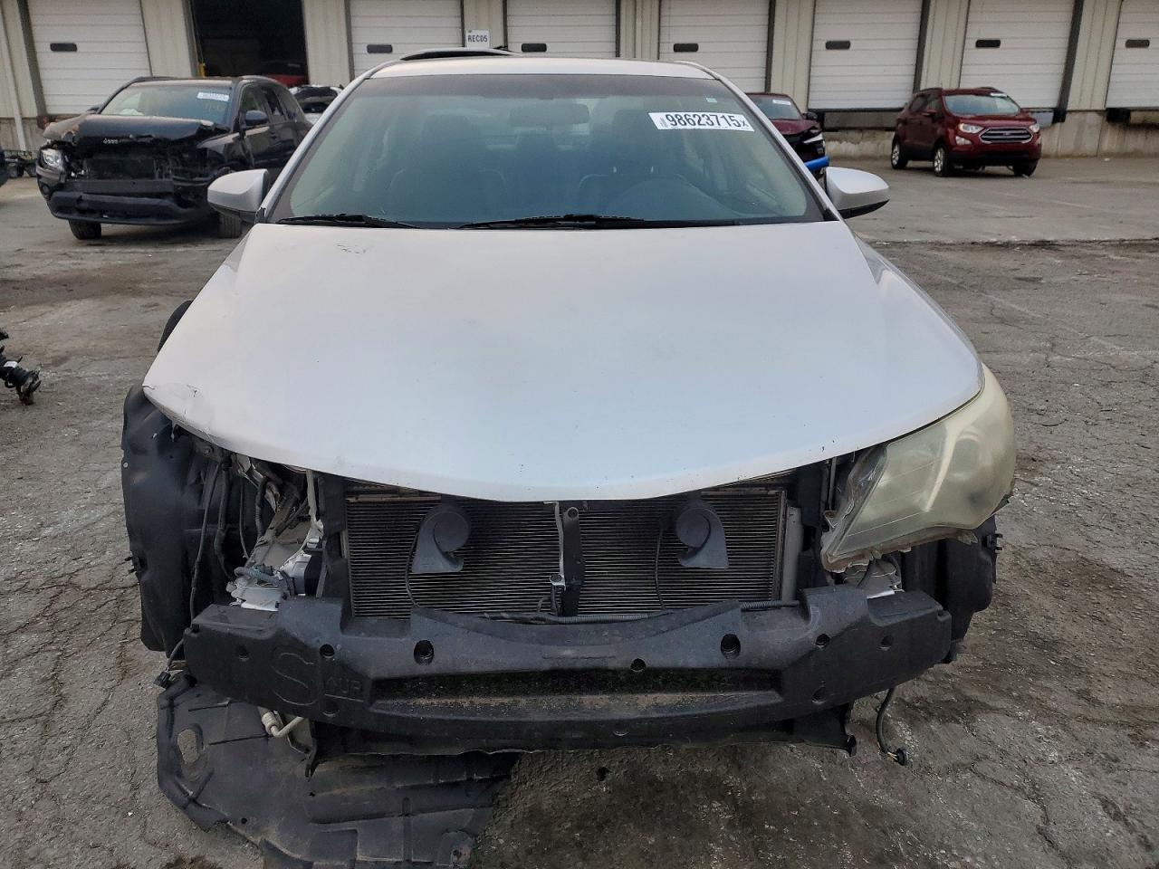 2013 TOYOTA CAMRY L photo 5