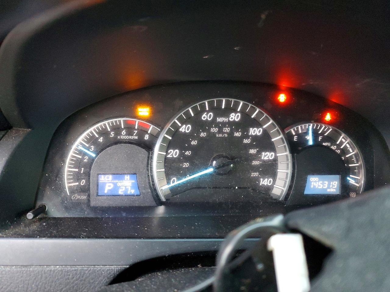 2013 TOYOTA CAMRY L photo 9