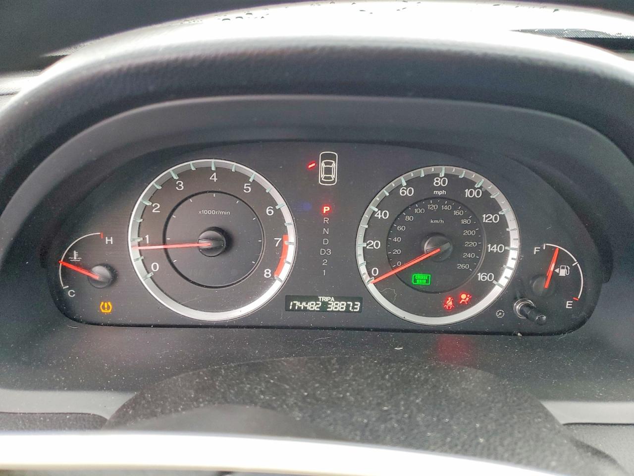 2009 HONDA ACCORD LX photo 9