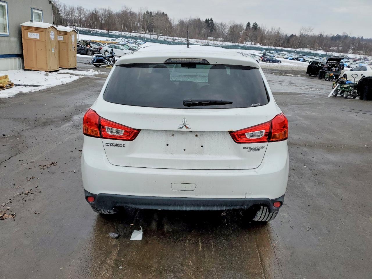 2015 MITSUBISHI OUTLANDER SPORT ES photo 6