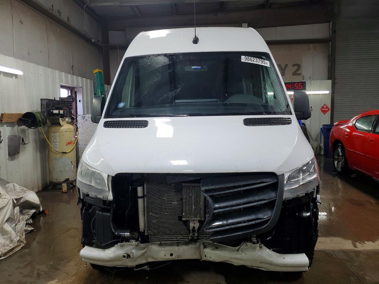 2022 MERCEDES-BENZ SPRINTER 2500 photo 13