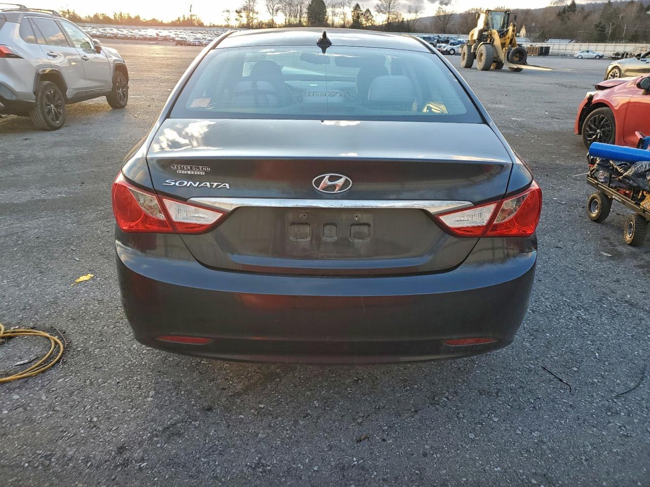 2013 HYUNDAI SONATA GLS photo 6