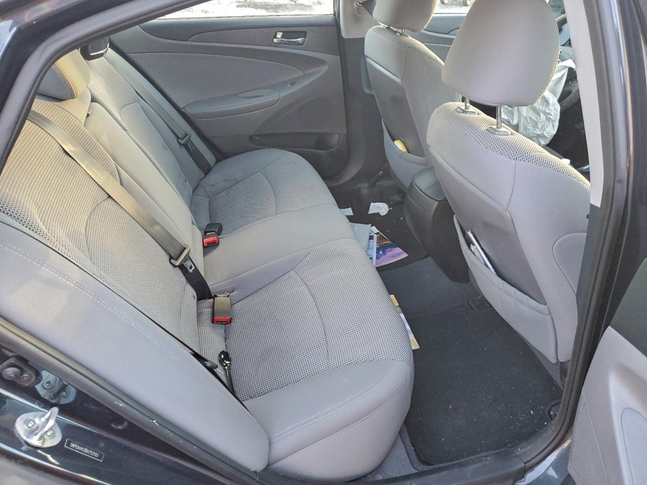 2013 HYUNDAI SONATA GLS photo 10