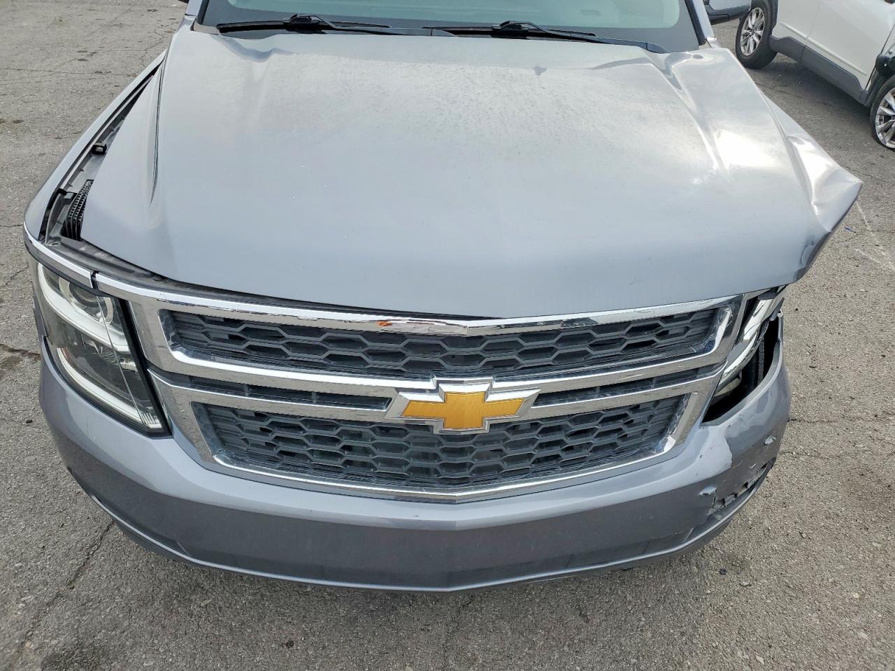 2018 CHEVROLET SUBURBAN C1500 LT photo 12