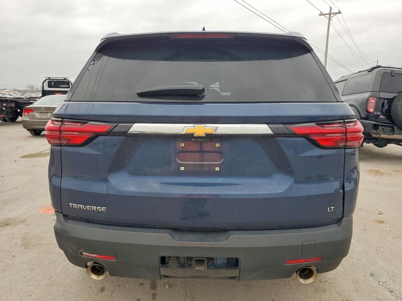 2023 CHEVROLET TRAVERSE LT photo 6