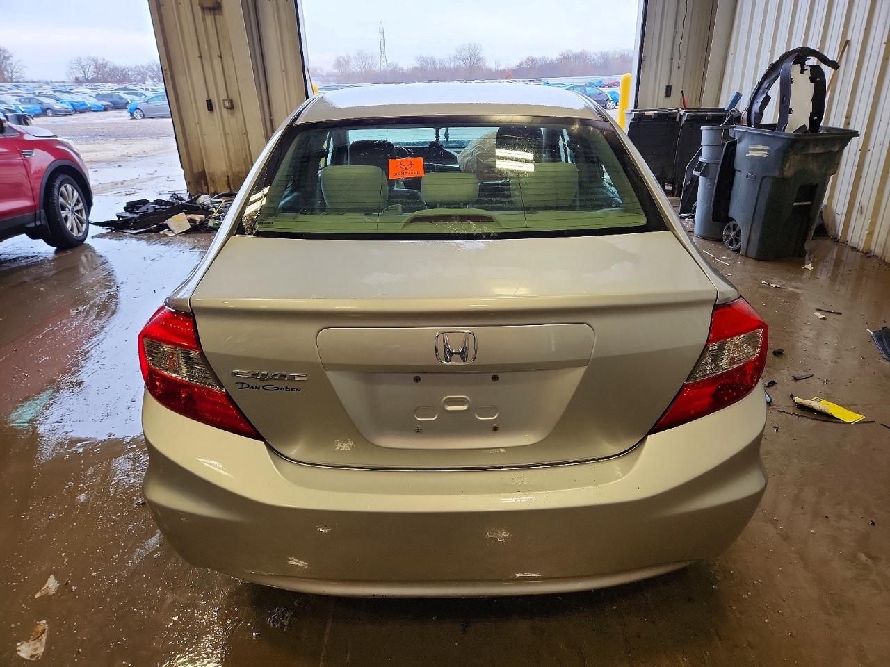 2012 HONDA CIVIC LX photo 6