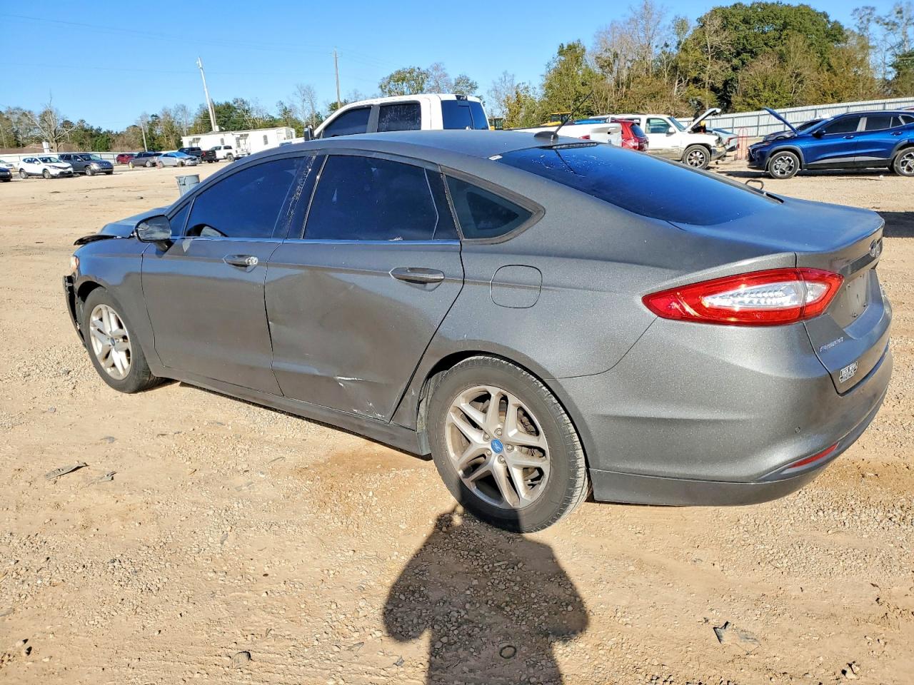 2013 FORD FUSION SE photo 2