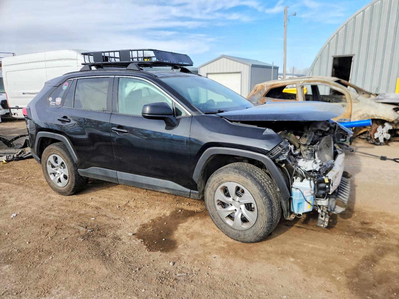2021 TOYOTA RAV4 LE photo 4