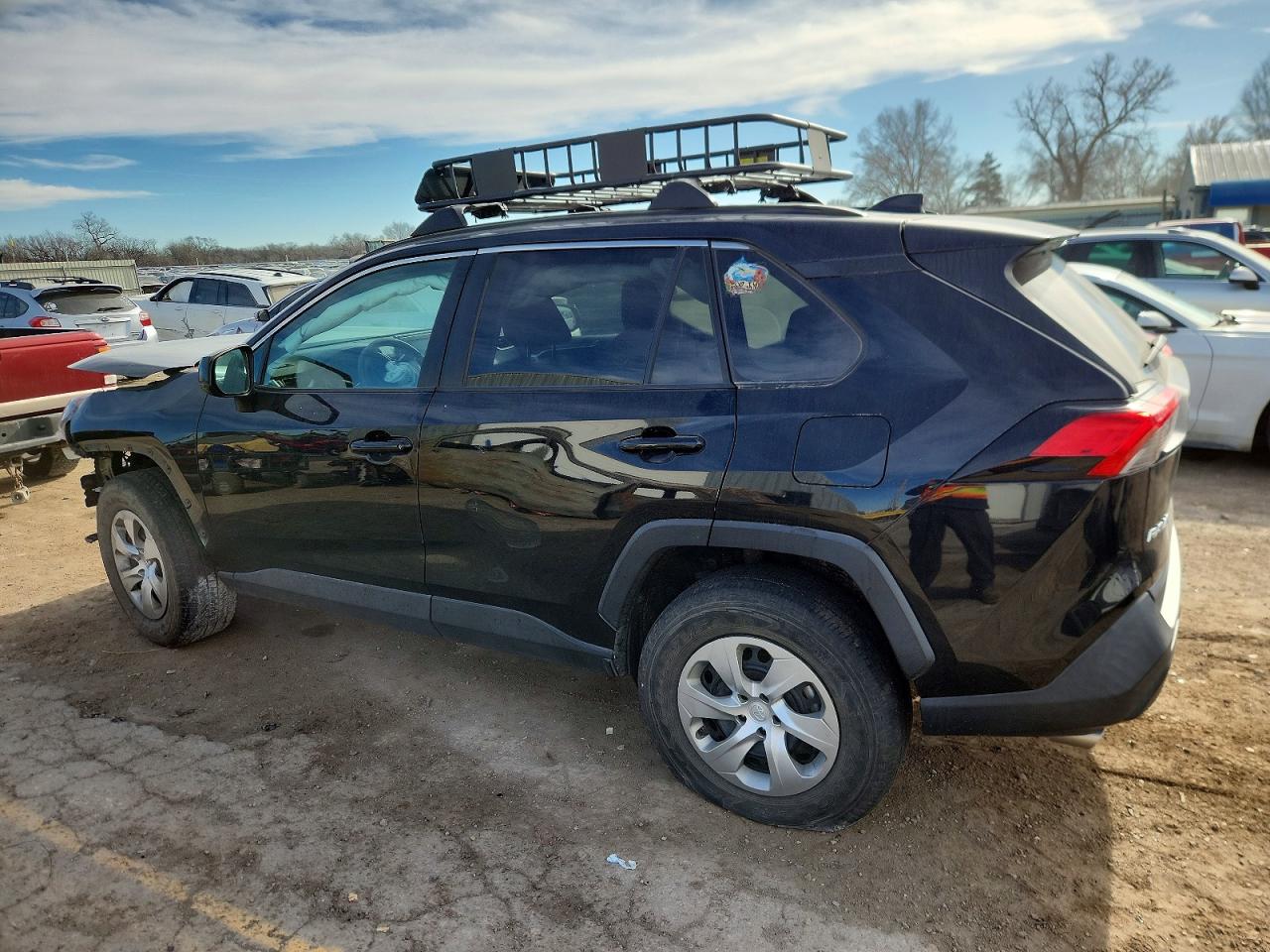 2021 TOYOTA RAV4 LE photo 2
