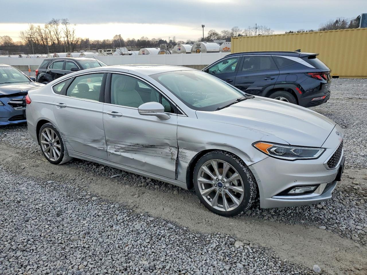 2017 FORD FUSION TITANIUM photo 4
