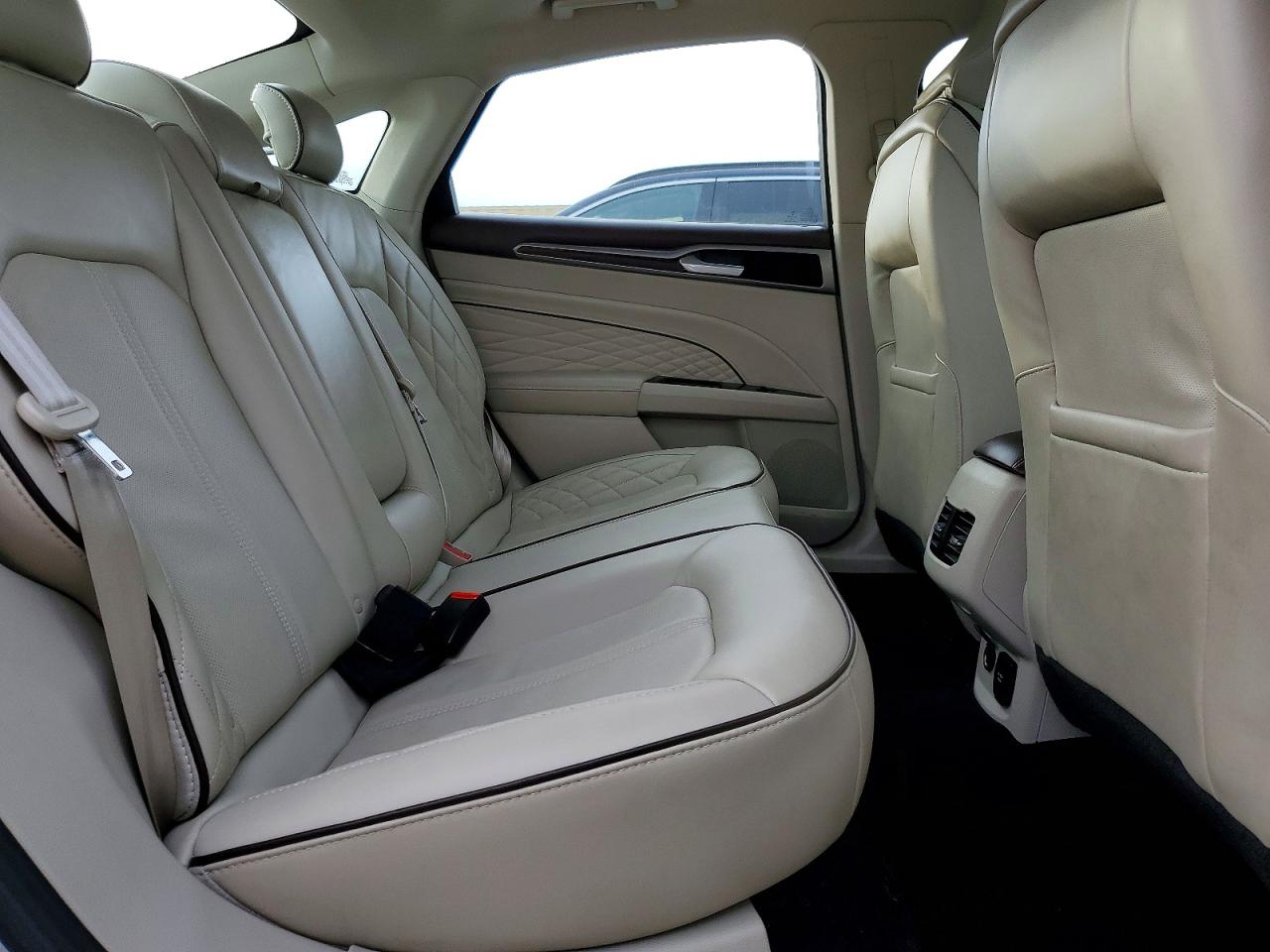2017 FORD FUSION TITANIUM photo 10
