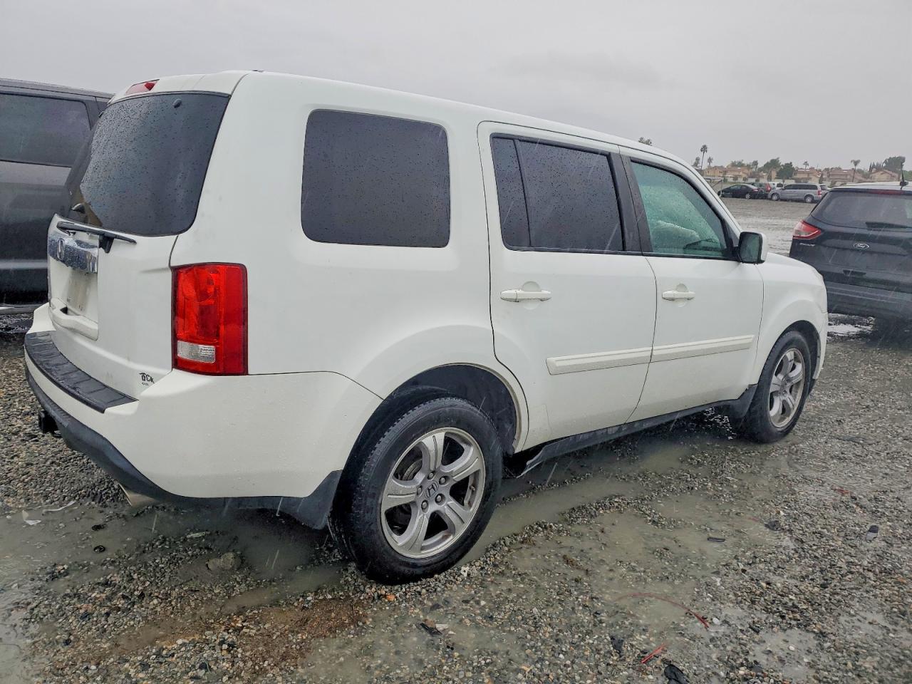2015 HONDA PILOT EX photo 3