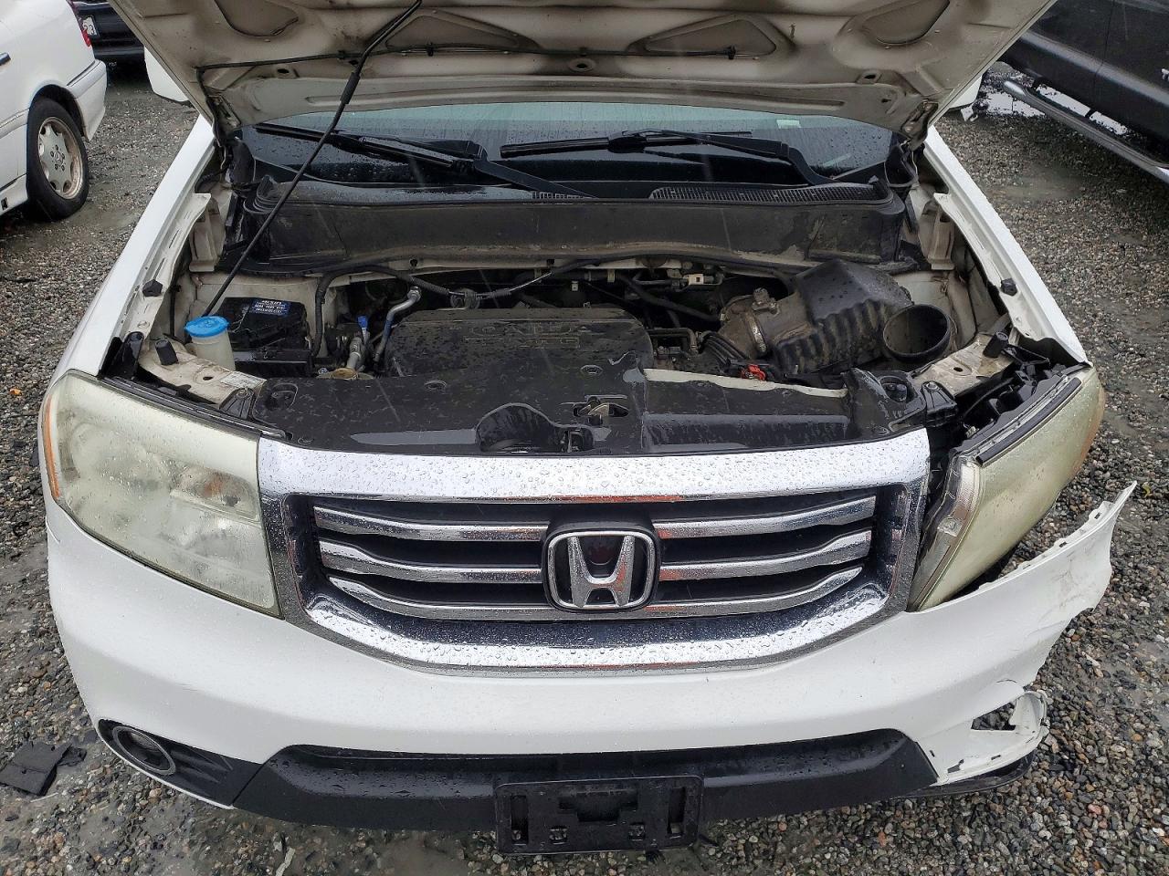 2015 HONDA PILOT EX photo 12