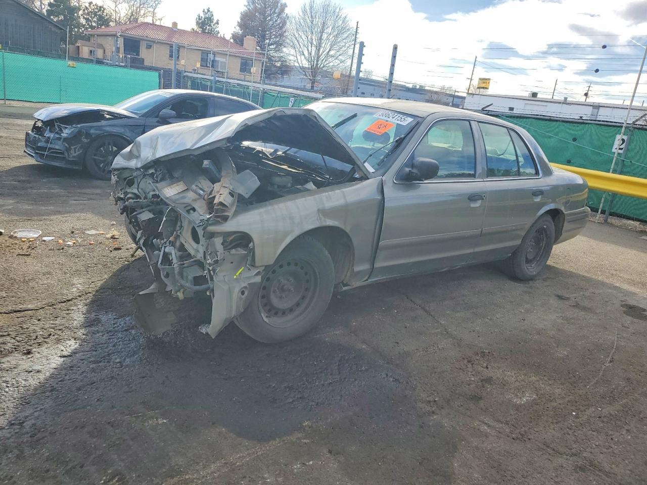 2000 FORD CROWN VICTORIA