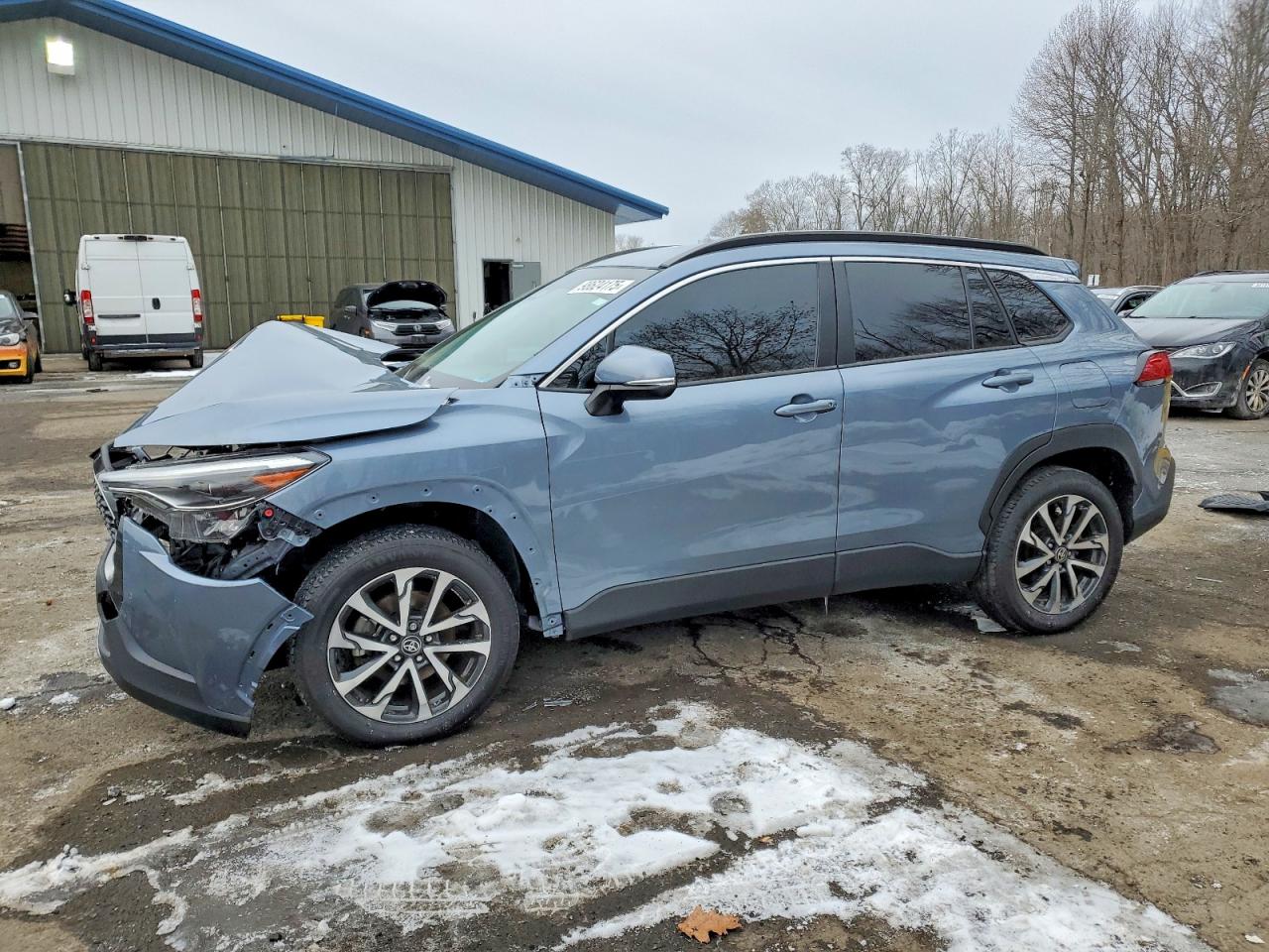 2024 TOYOTA COROLLA CROSS