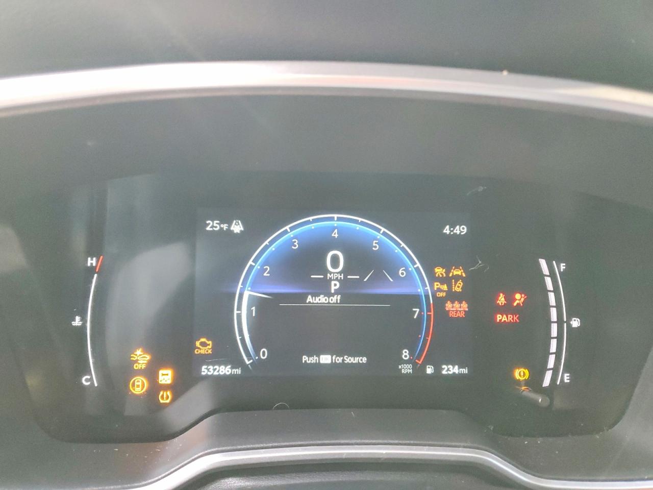 2024 TOYOTA COROLLA CROSS XLE photo 9