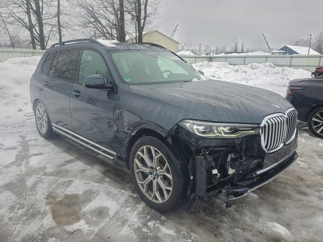 2021 BMW X7 XDRIVE40I photo 4