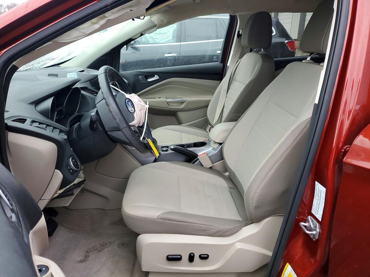 2016 FORD ESCAPE SE photo 7
