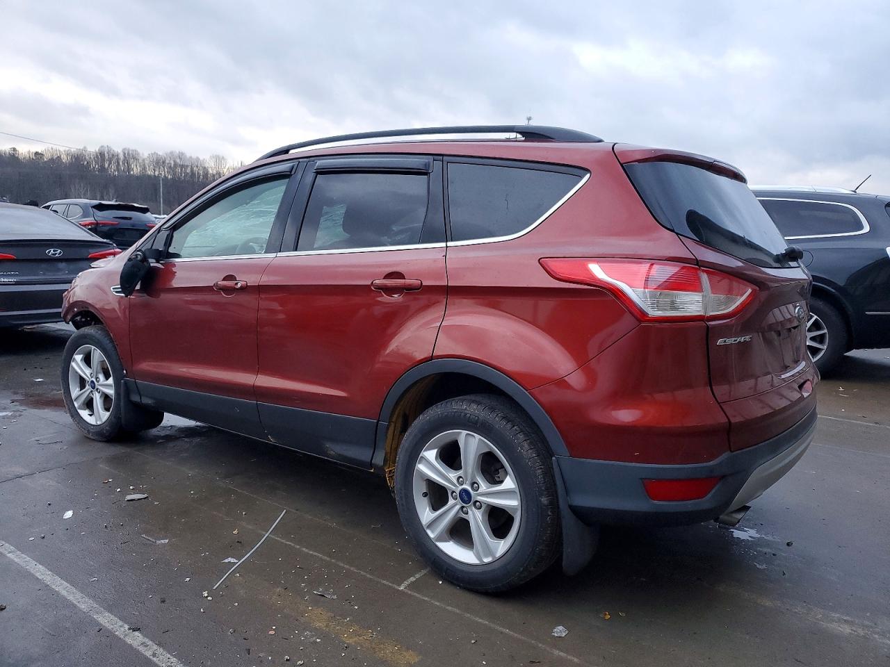 2016 FORD ESCAPE SE photo 2