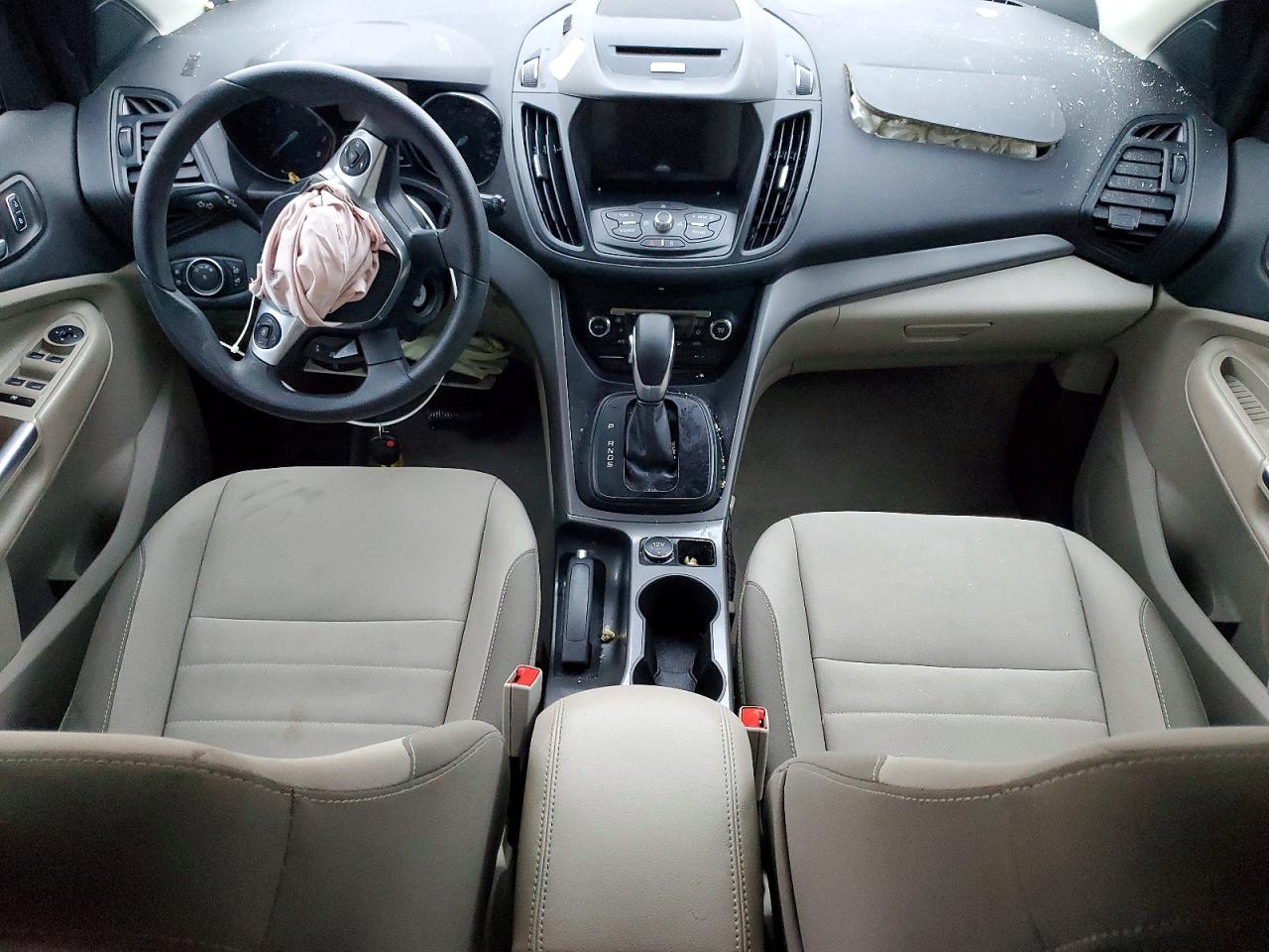2016 FORD ESCAPE SE photo 8
