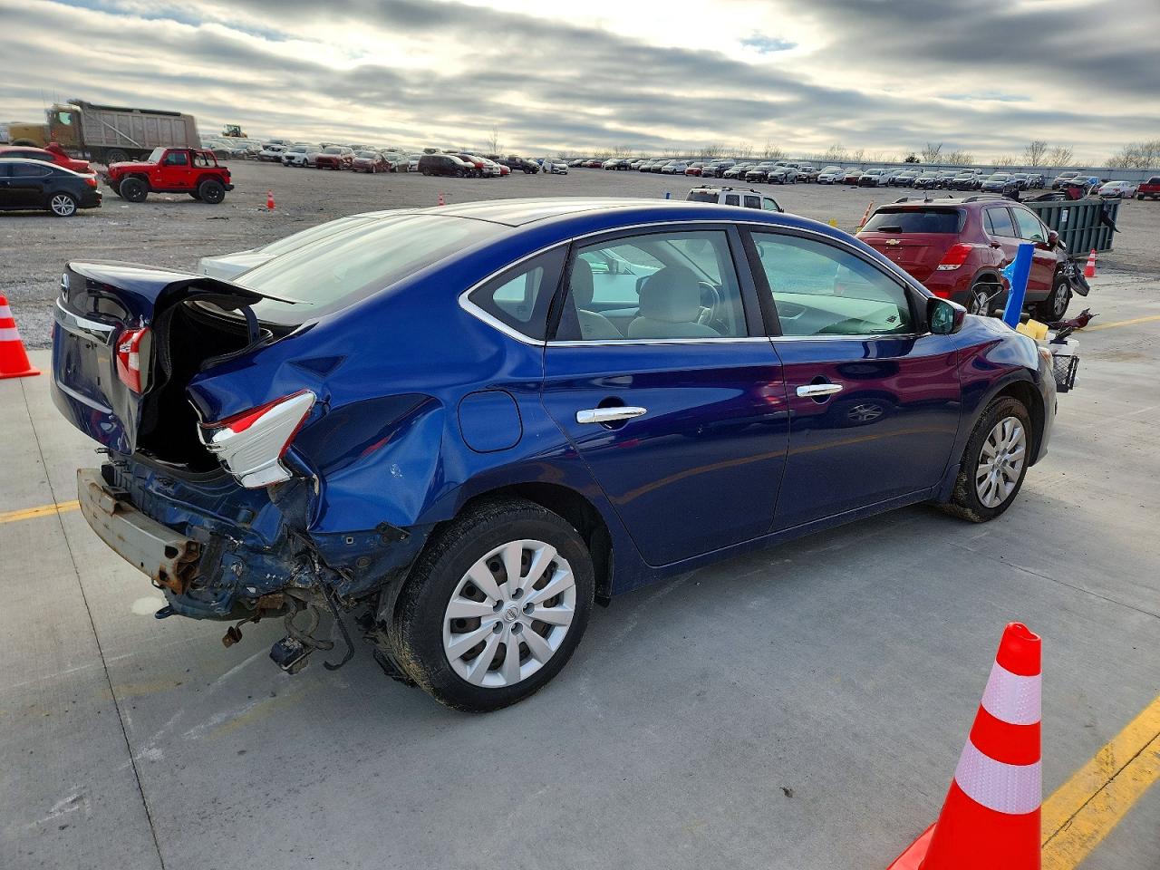 2017 NISSAN SENTRA S photo 3