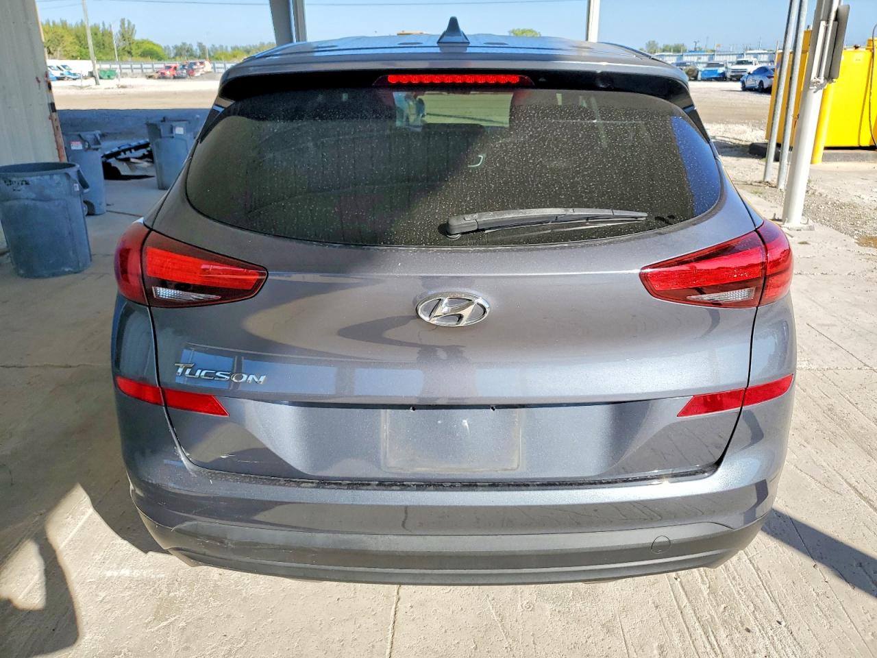 2021 HYUNDAI TUCSON SE photo 6