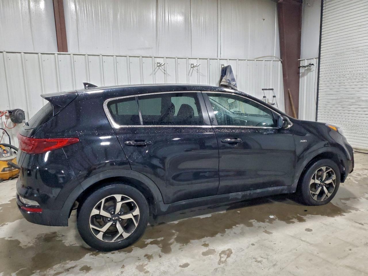 2020 KIA SPORTAGE LX photo 3