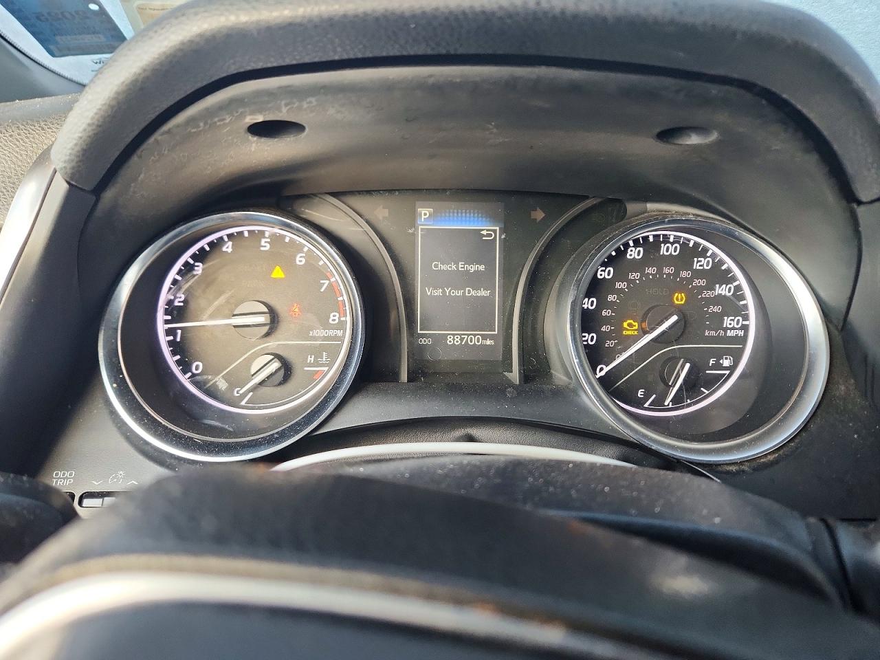 2018 TOYOTA CAMRY L photo 9