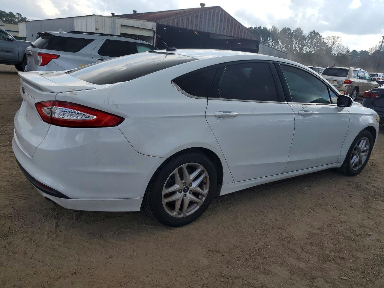 2014 FORD FUSION SE photo 7