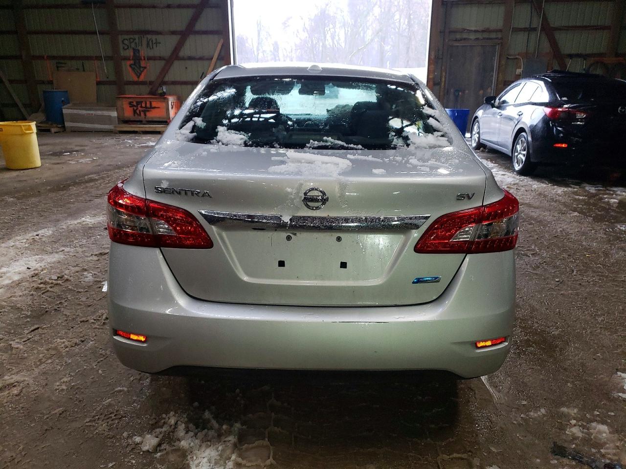 2015 NISSAN SENTRA S photo 6