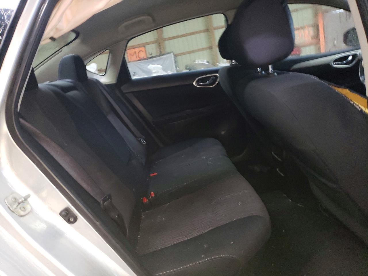 2015 NISSAN SENTRA S photo 10