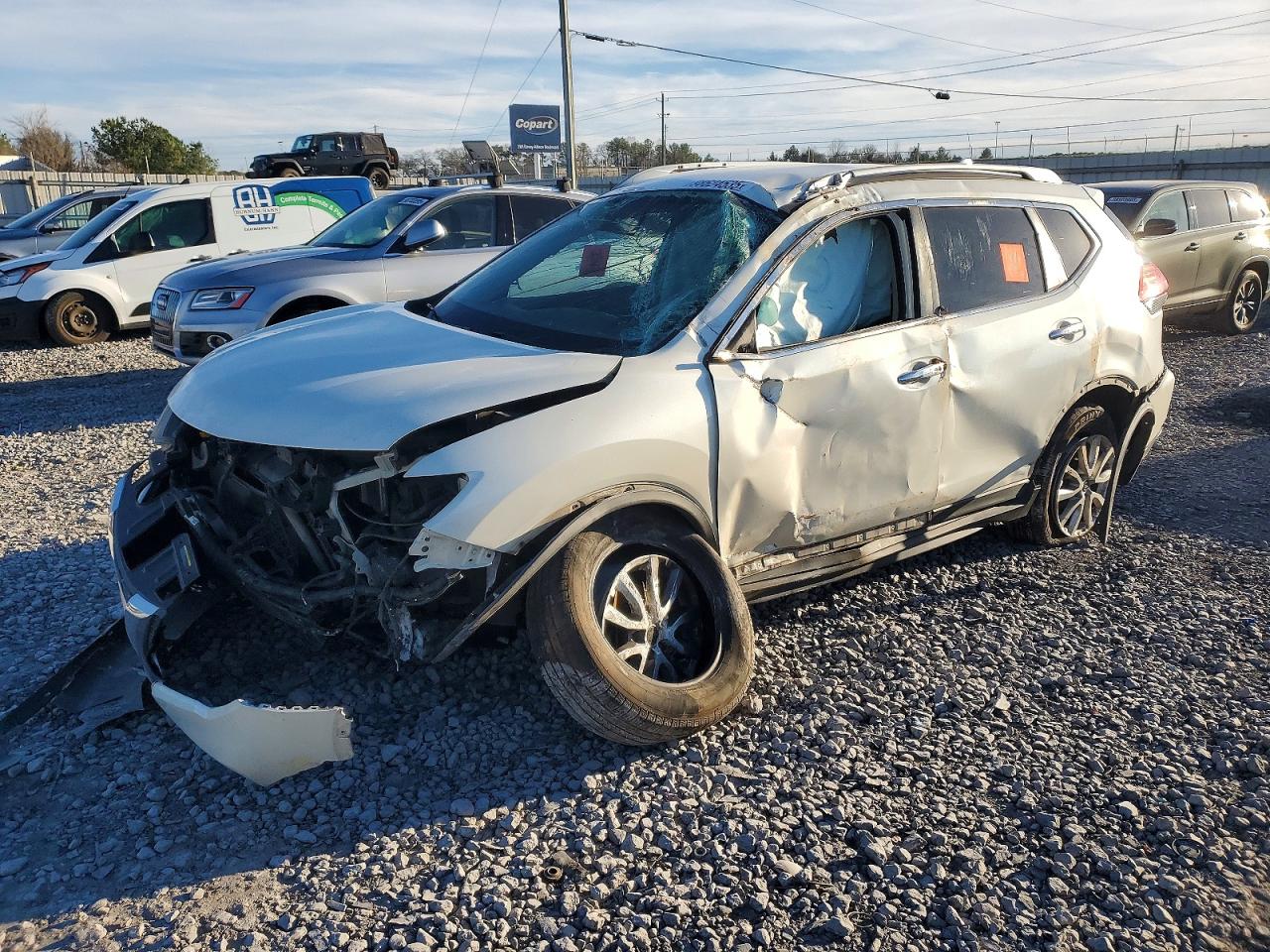 2017 NISSAN ROGUE