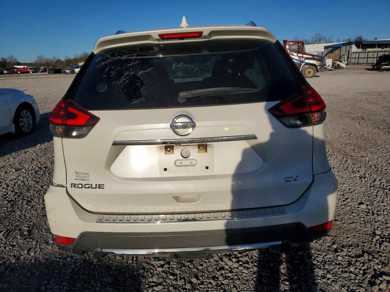 2017 NISSAN ROGUE S photo 11