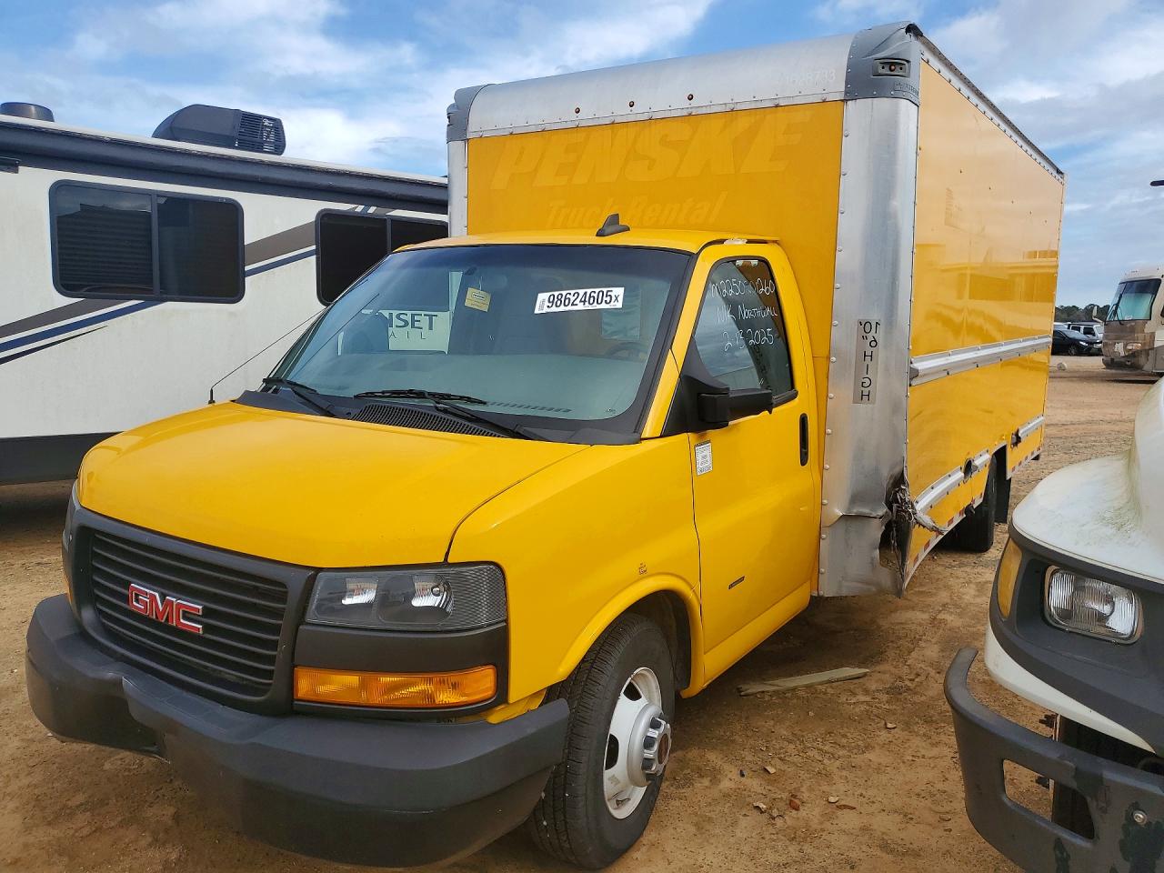 2023 GMC SAVANA