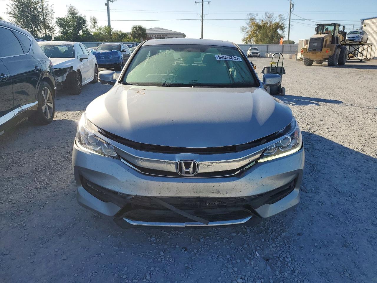 2017 HONDA ACCORD EX photo 9