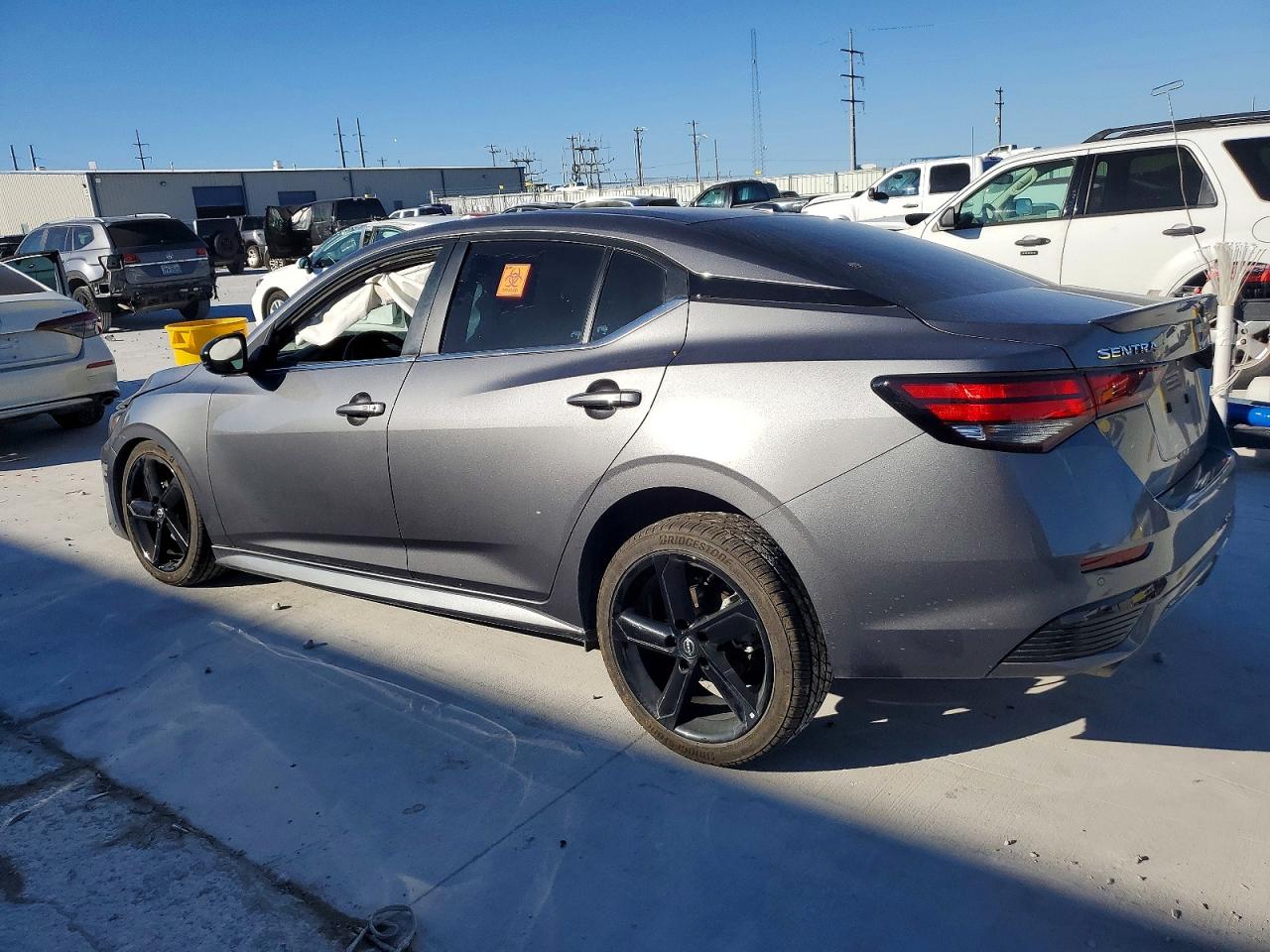 2024 NISSAN SENTRA SR photo 2