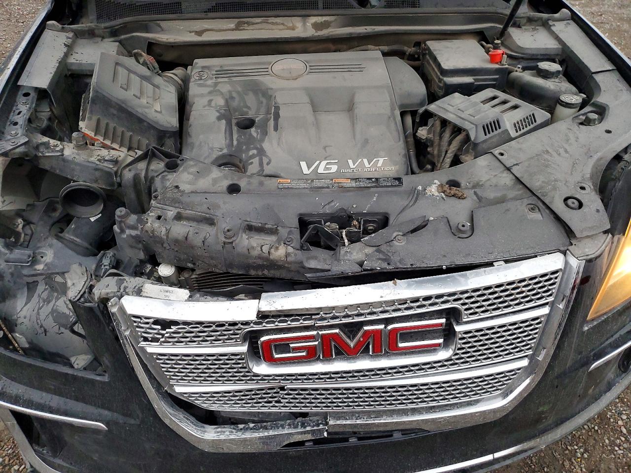 2017 GMC TERRAIN DENALI photo 12